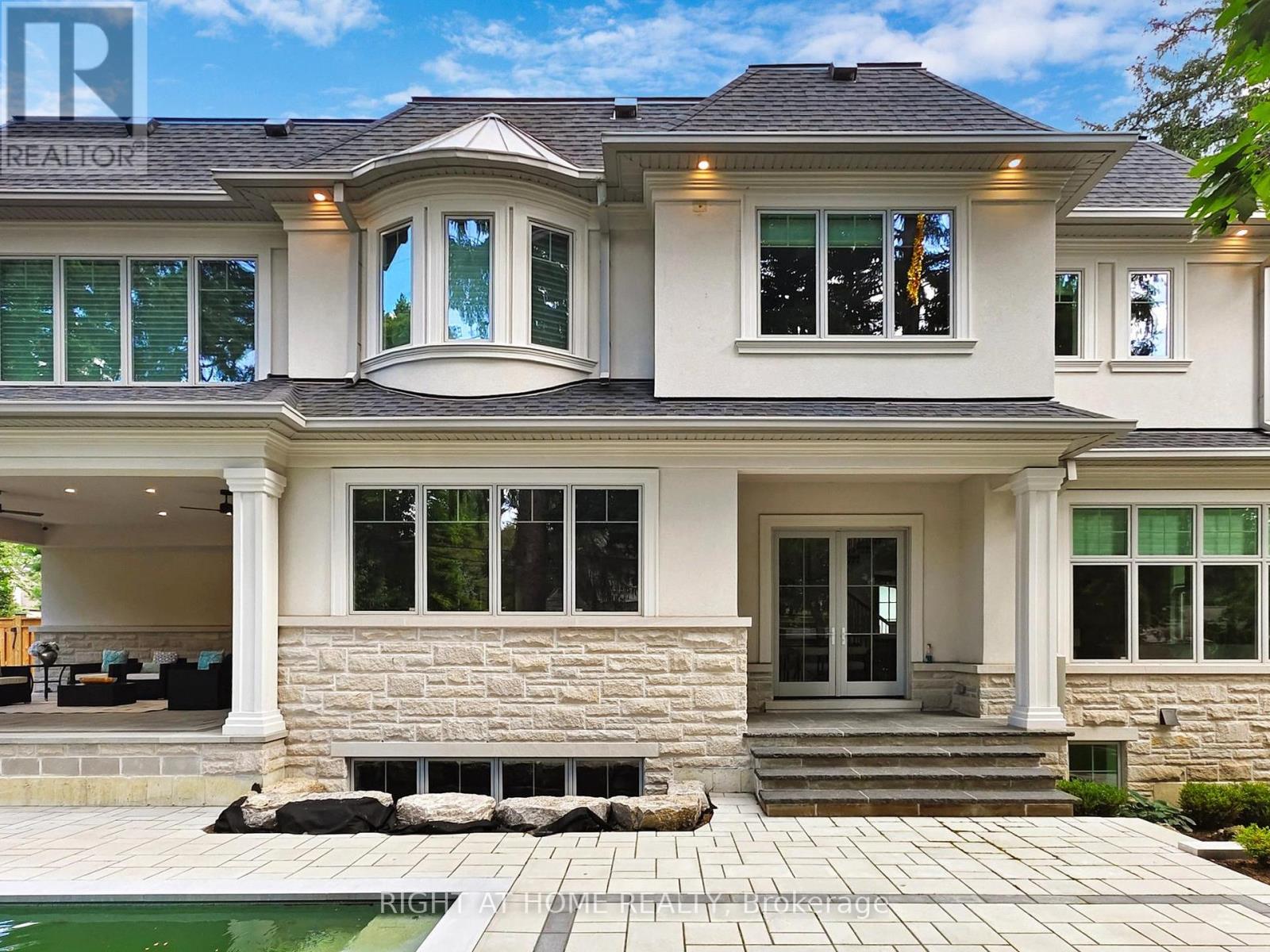 172 Burgundy Drive, Oakville, Ontario  L6J 4G1 - Photo 42 - W12446159