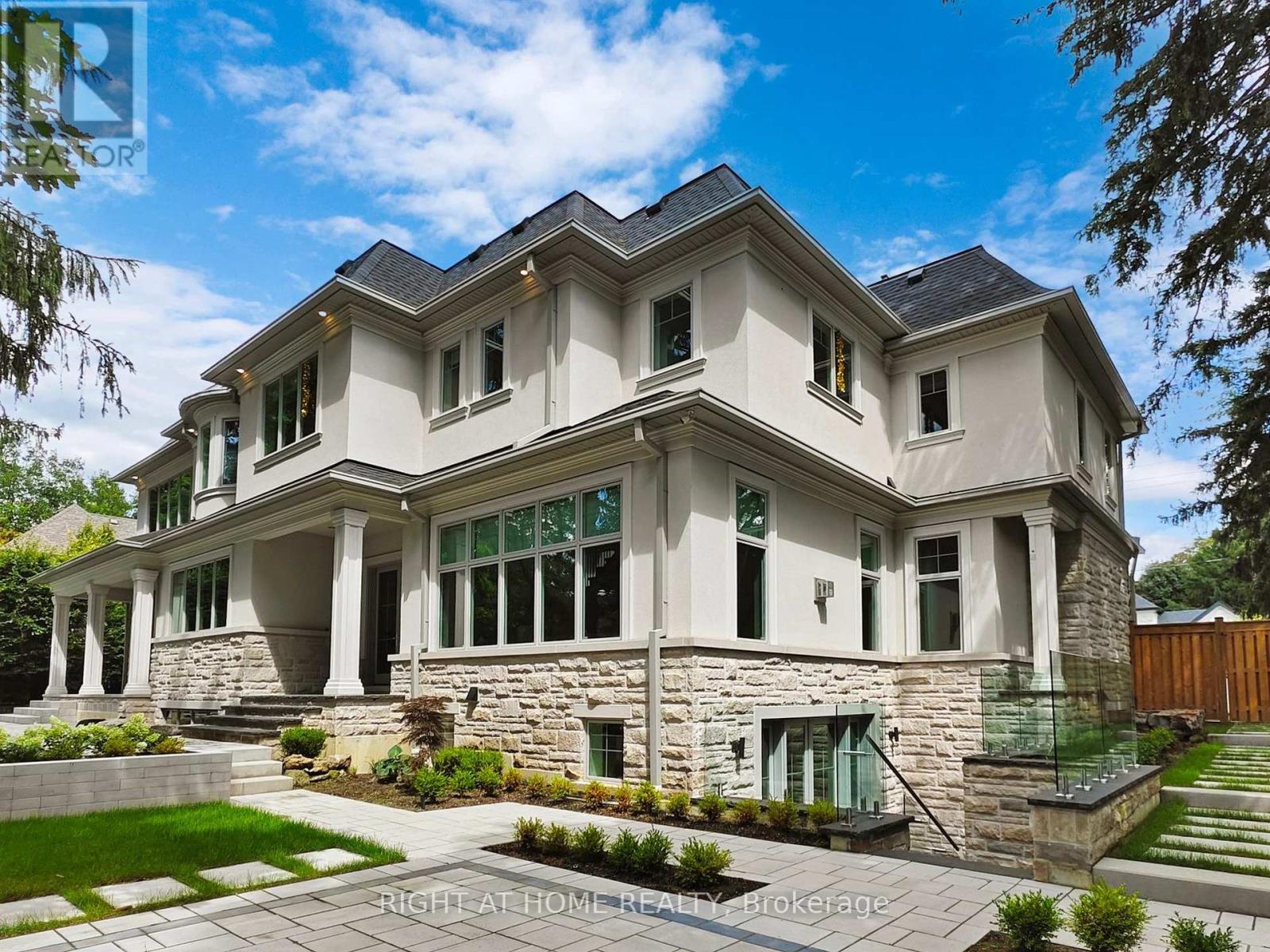 172 Burgundy Drive, Oakville, Ontario  L6J 4G1 - Photo 43 - W12446159