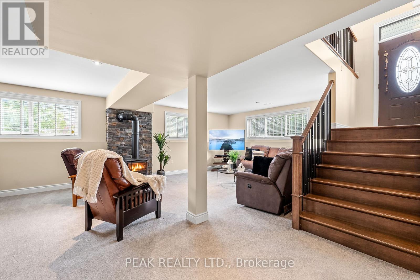 116 Prinyers Cove Crescent, Prince Edward County, Ontario  K0K 2T0 - Photo 26 - X12434124