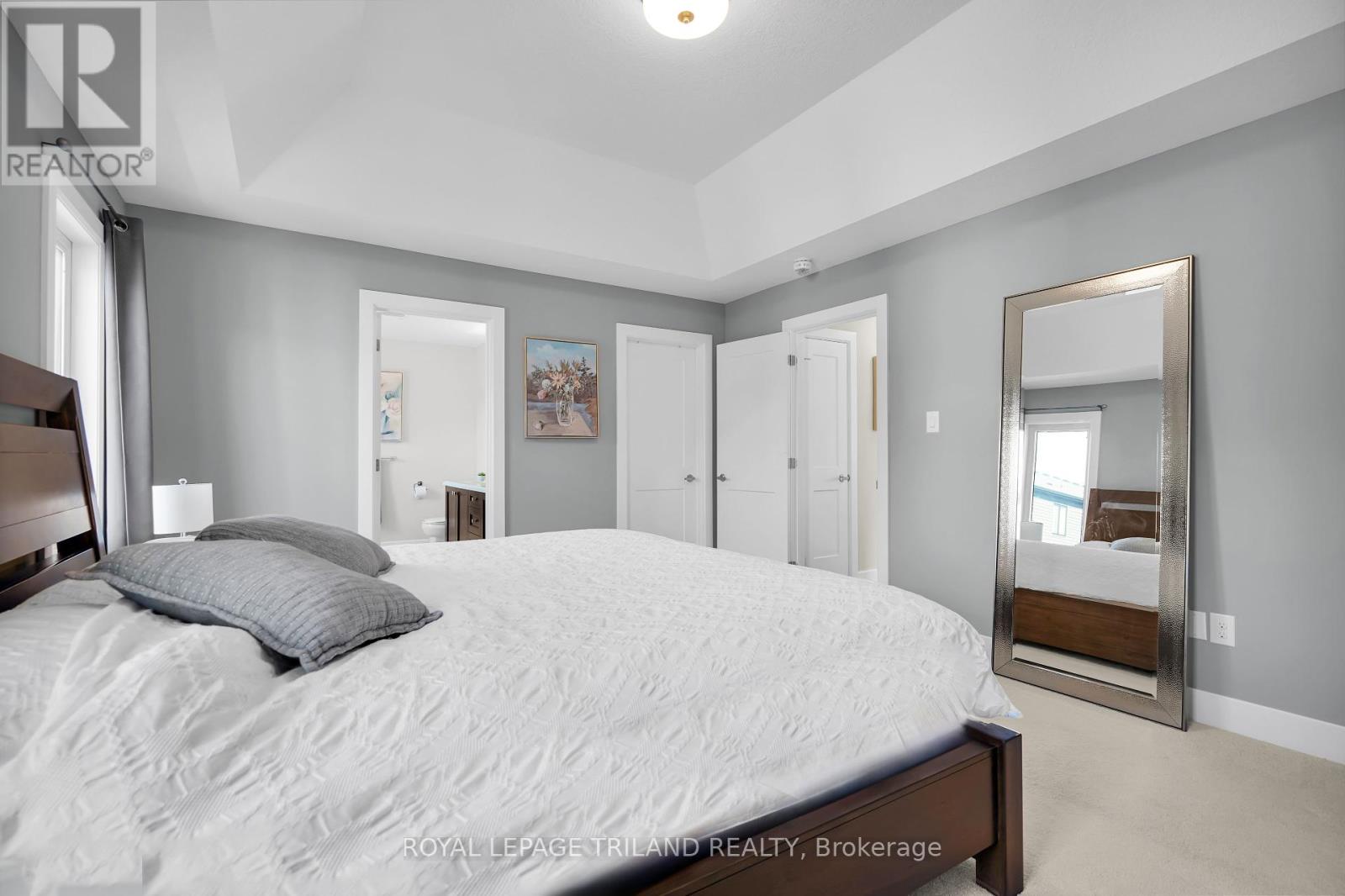 521 Sophia Crescent, London North, Ontario  N6H 5L4 - Photo 21 - X12435035