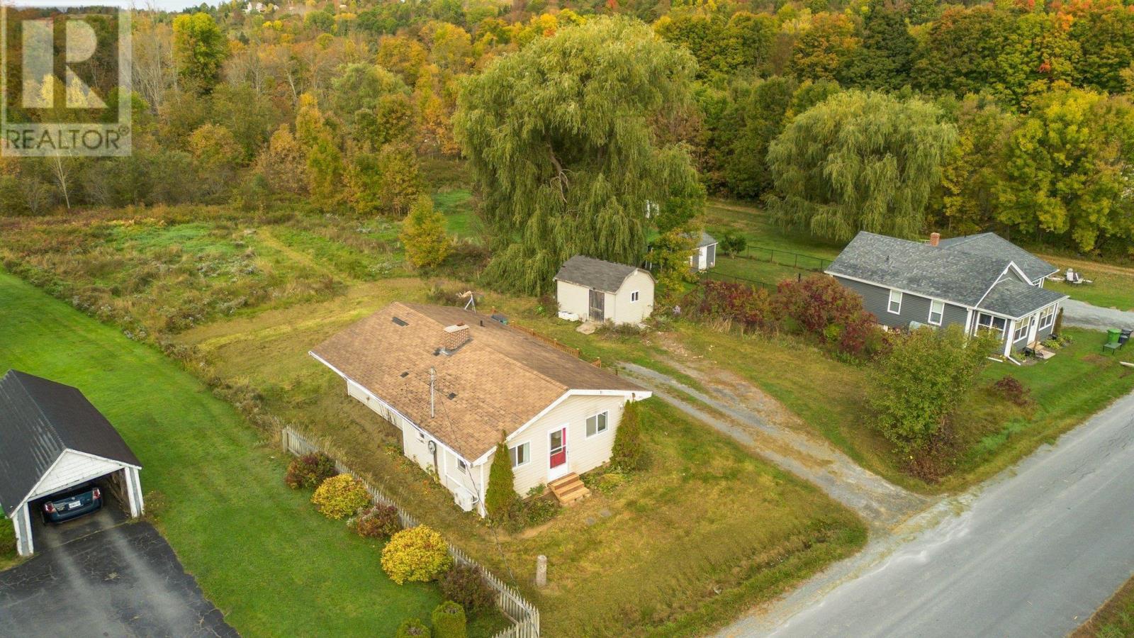 61 Dunlop Road, Brooklyn, Nova Scotia  B0N 2A0 - Photo 28 - 202522343