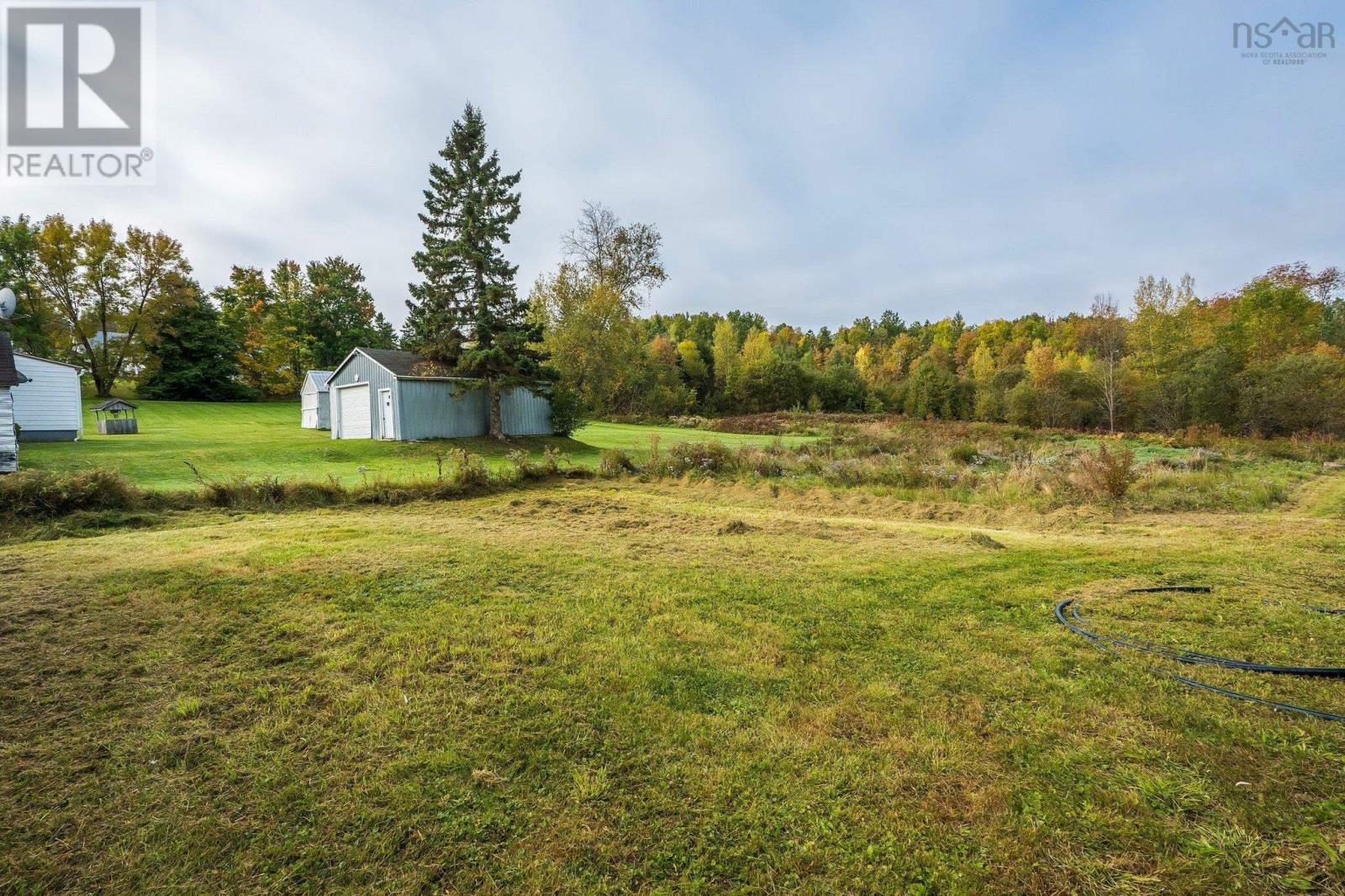 61 Dunlop Road, Brooklyn, Nova Scotia  B0N 2A0 - Photo 23 - 202522343