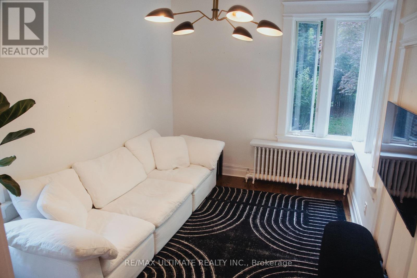 25 Chicora Avenue, Toronto, Ontario  M5R 1T7 - Photo 9 - C12446183