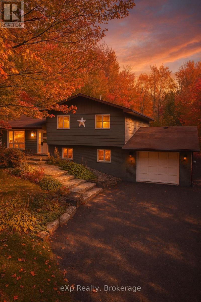 104 MEADOW HEIGHTS DRIVE, Bracebridge, Ontario