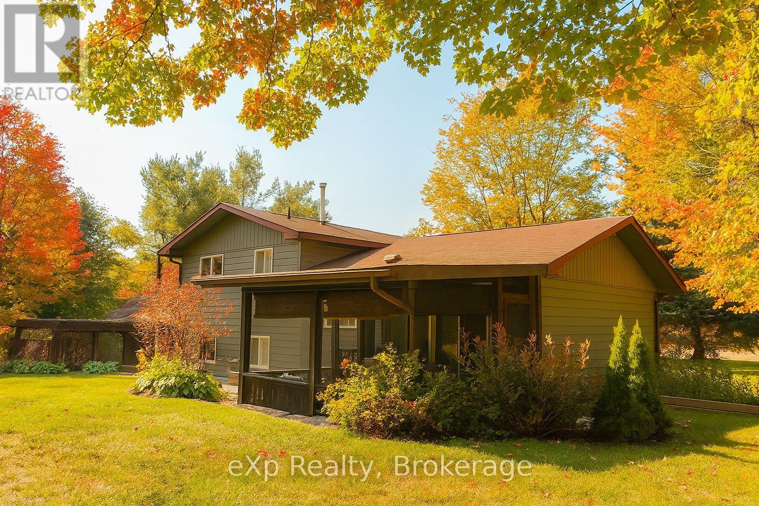 104 Meadow Heights Drive, Bracebridge, Ontario  P1L 1A4 - Photo 2 - X12337246