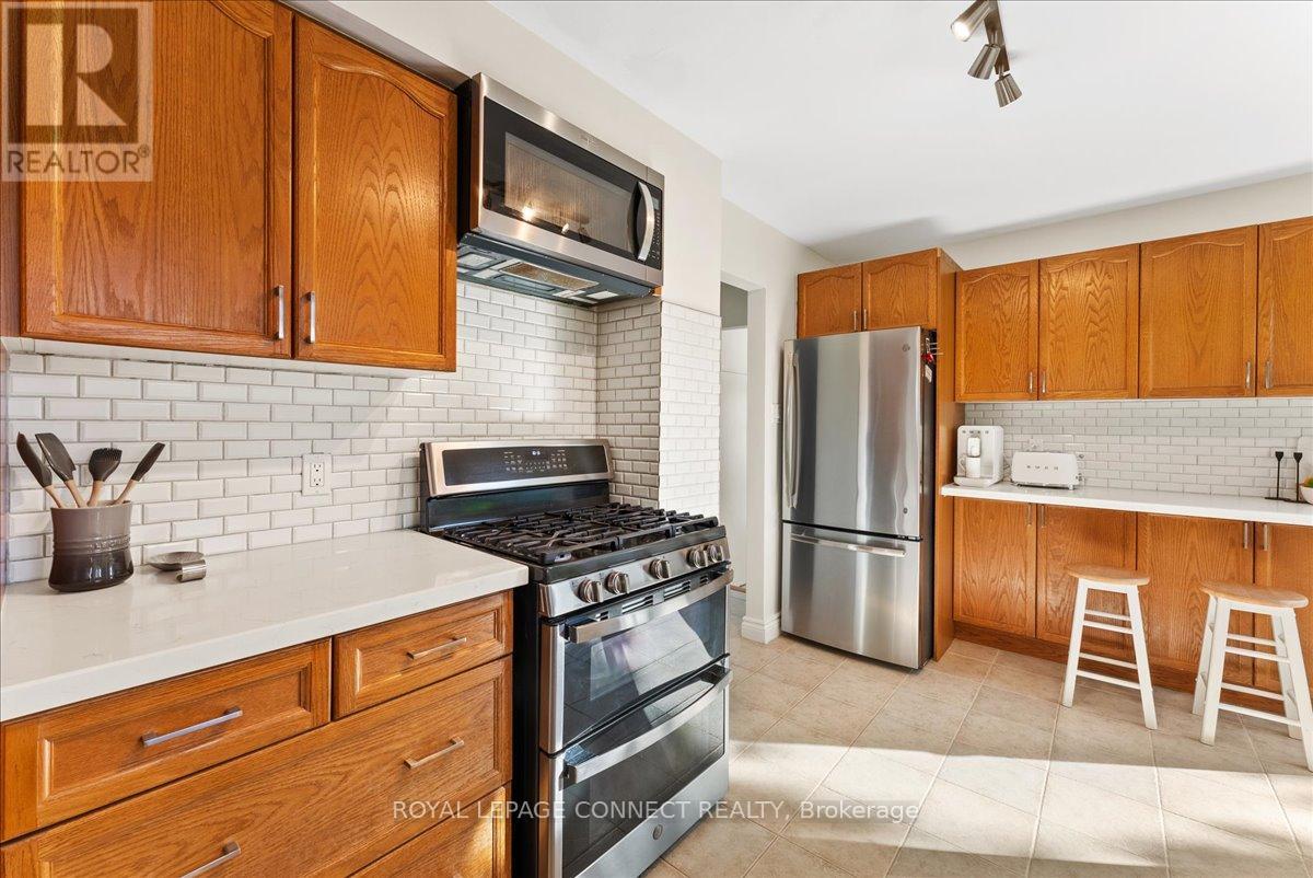 1800 Shadybrook Drive, Pickering (Amberlea), Ontario  L1V 3A5 - Photo 12 - E12446176