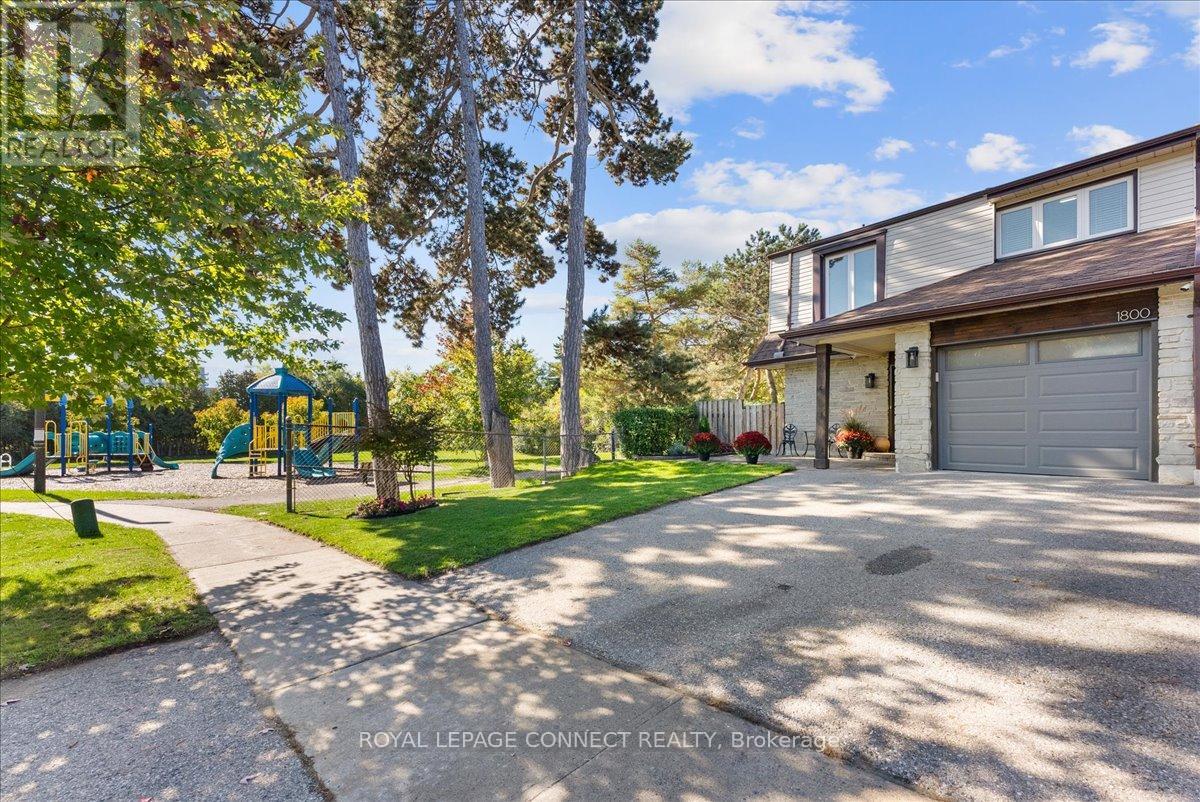 1800 Shadybrook Drive, Pickering (Amberlea), Ontario  L1V 3A5 - Photo 3 - E12446176