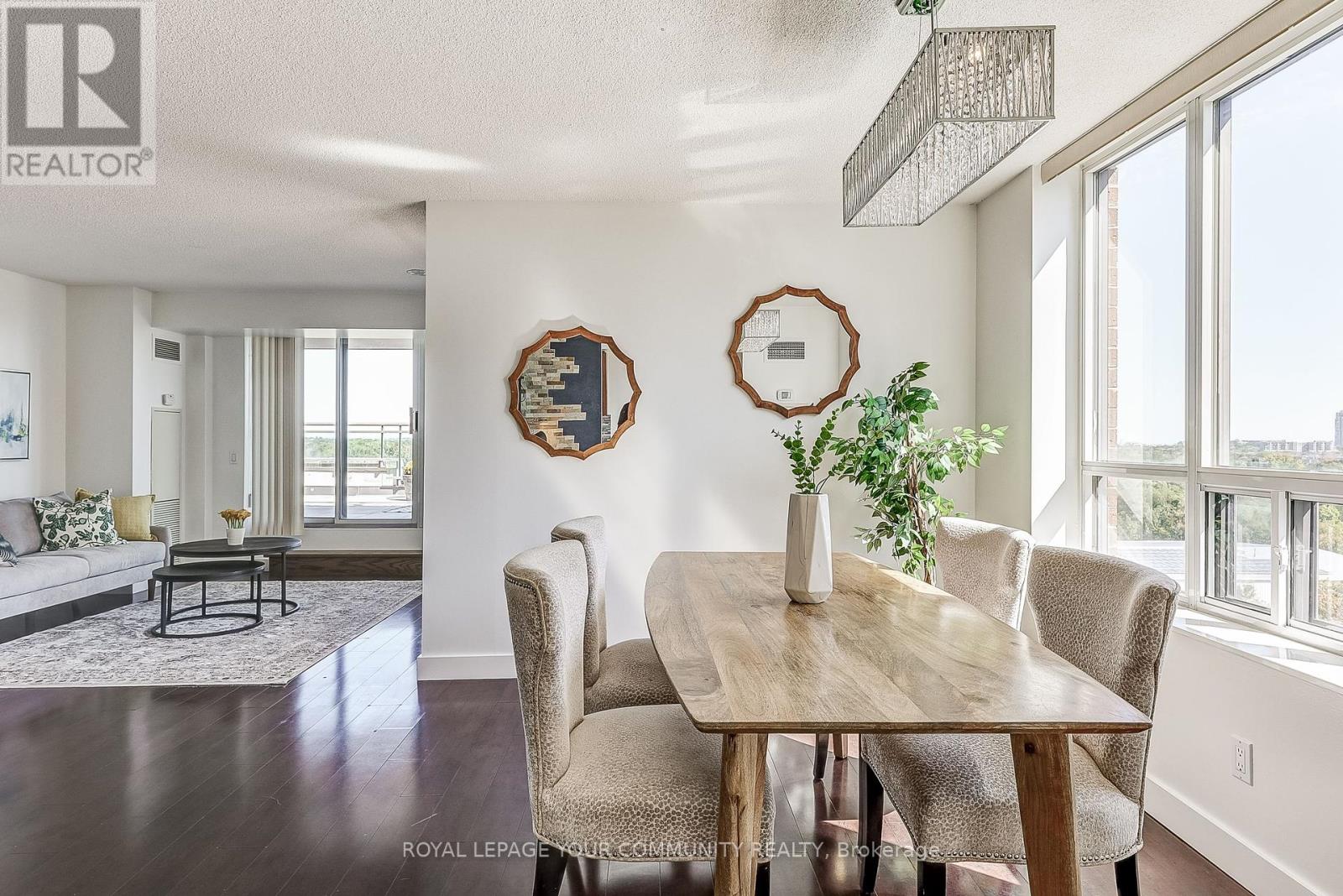 905 - 350 Red Maple Road, Richmond Hill, Ontario  L4C 0T5 - Photo 10 - N12410136