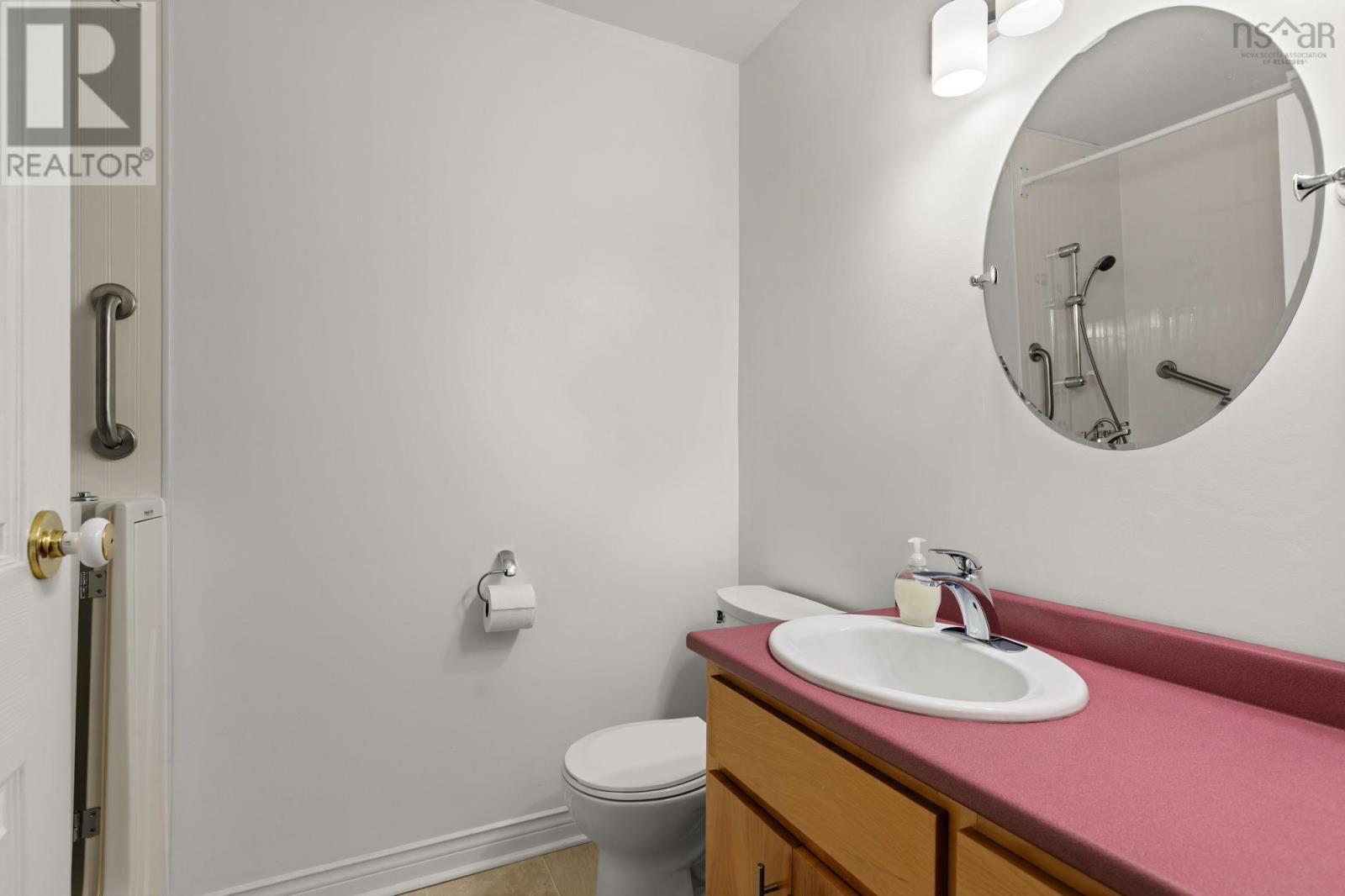 303 5570 Heatherwood Court, Halifax, Nova Scotia  B3K 5N7 - Photo 14 - 202525014