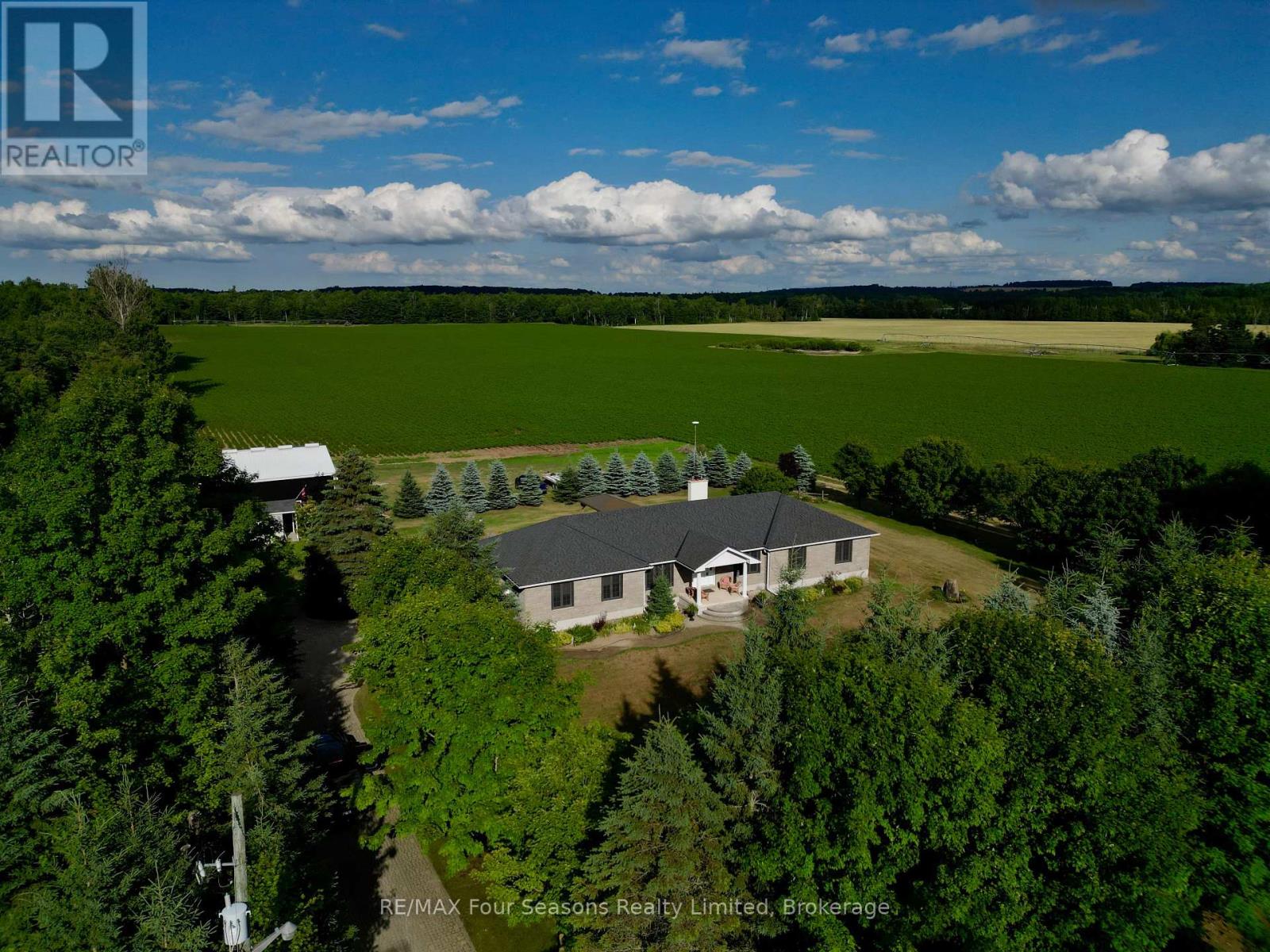 6853 Pine Plains Road, Adjala-Tosorontio, Ontario  L0M 1J0 - Photo 40 - N12446232