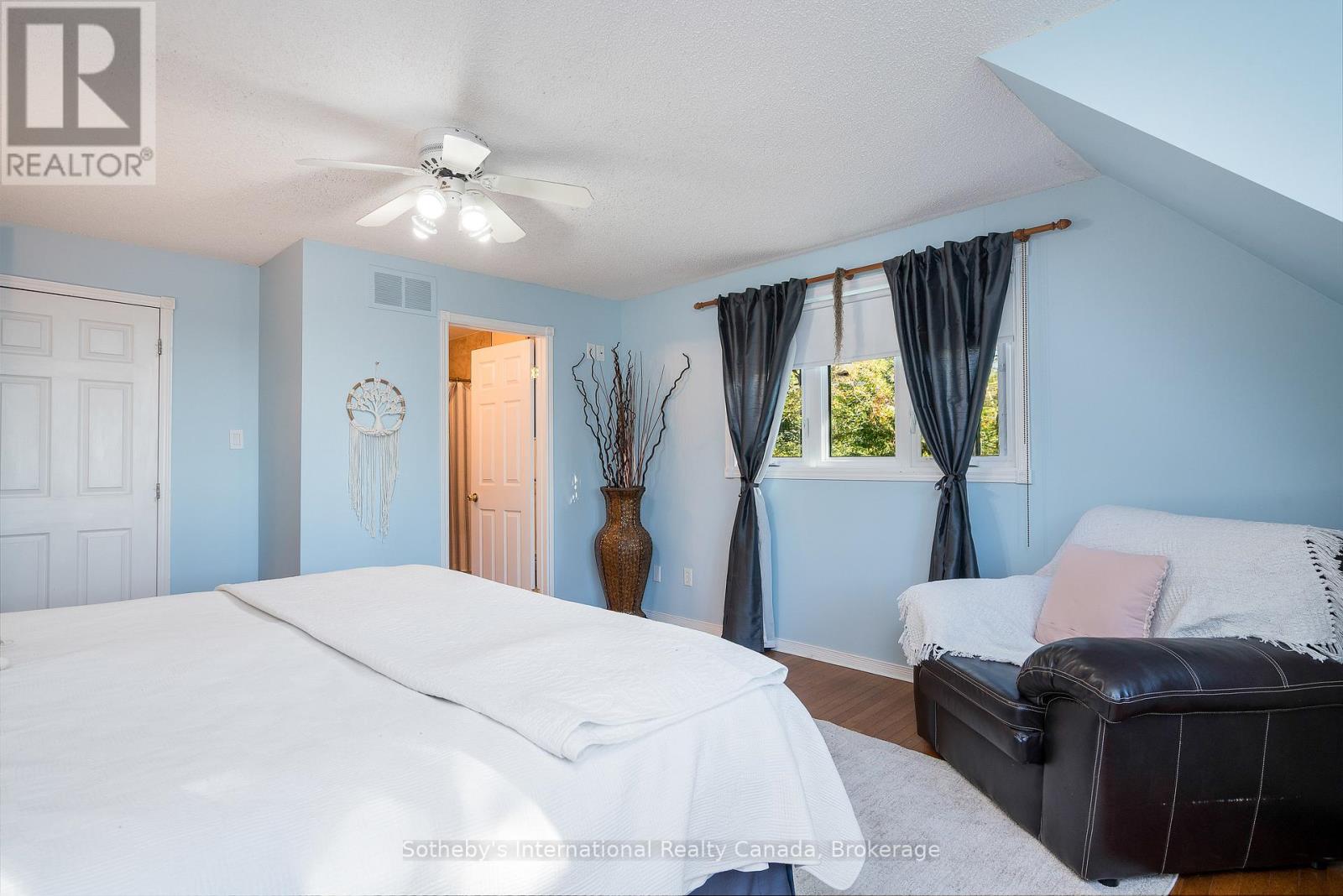 126 Brambel Road, Oro-Medonte, Ontario  L0L 2L0 - Photo 32 - S12446206