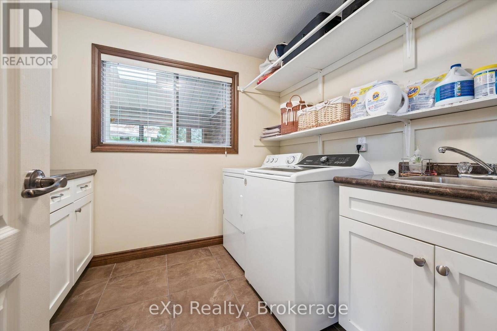 44 Hyland Road, Guelph, Ontario  N1E 1T3 - Photo 27 - X12446191