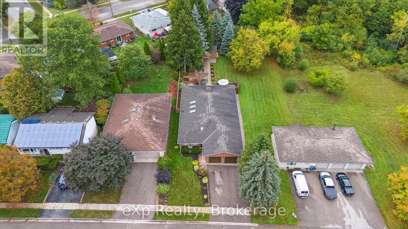 44 Hyland Road, Guelph, Ontario  N1E 1T3 - Photo 3 - X12446191