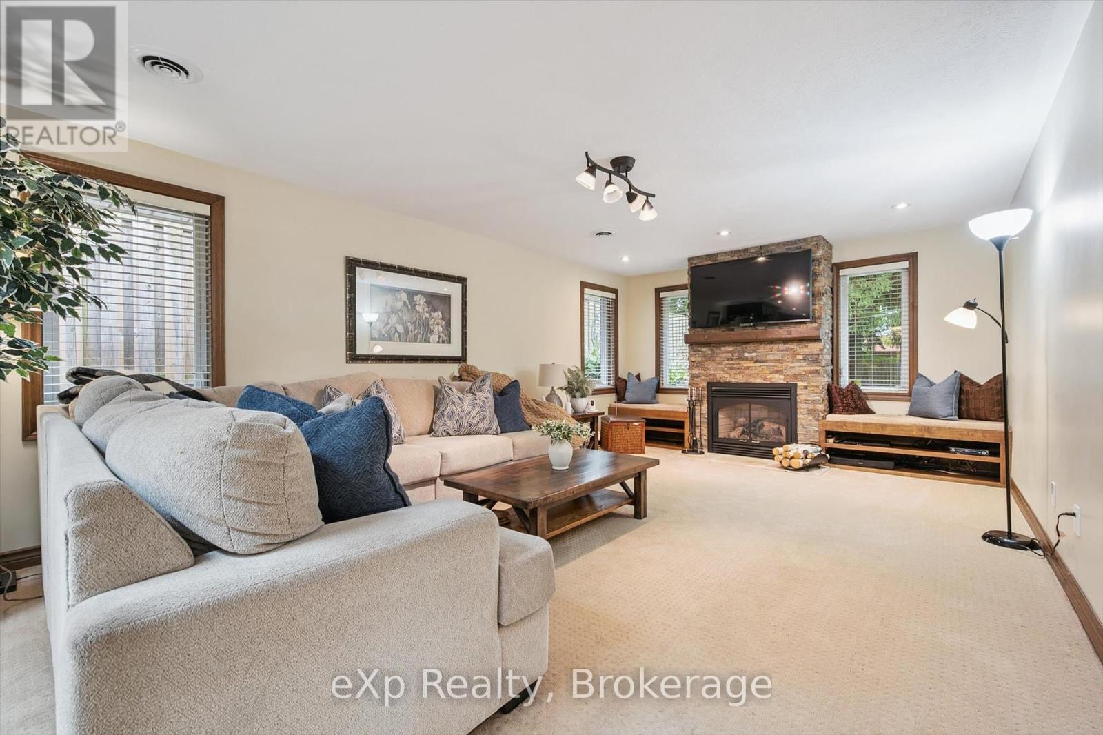 44 Hyland Road, Guelph, Ontario  N1E 1T3 - Photo 7 - X12446191