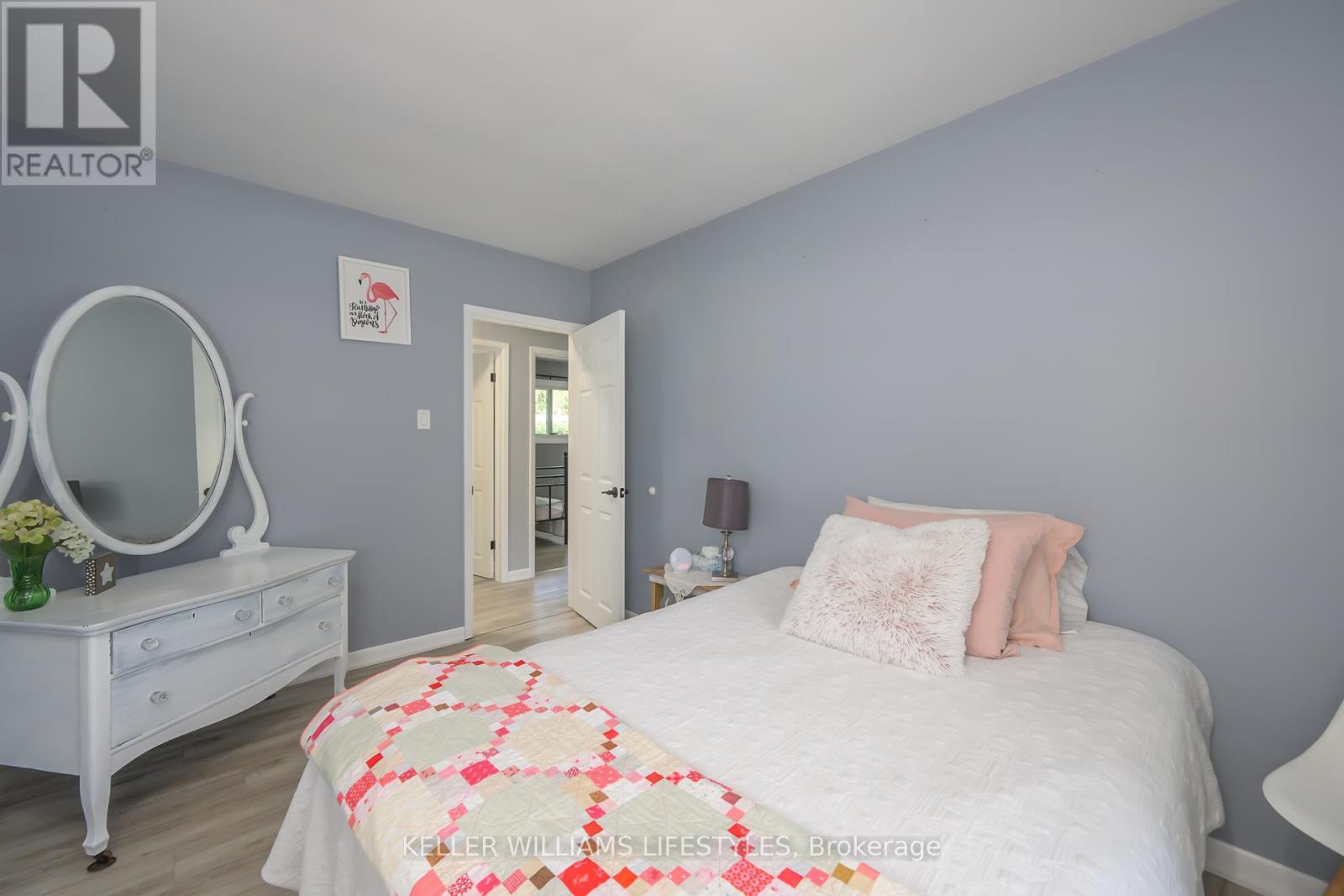 9 Outer Drive, London South, Ontario  N6P 1C5 - Photo 24 - X12446192