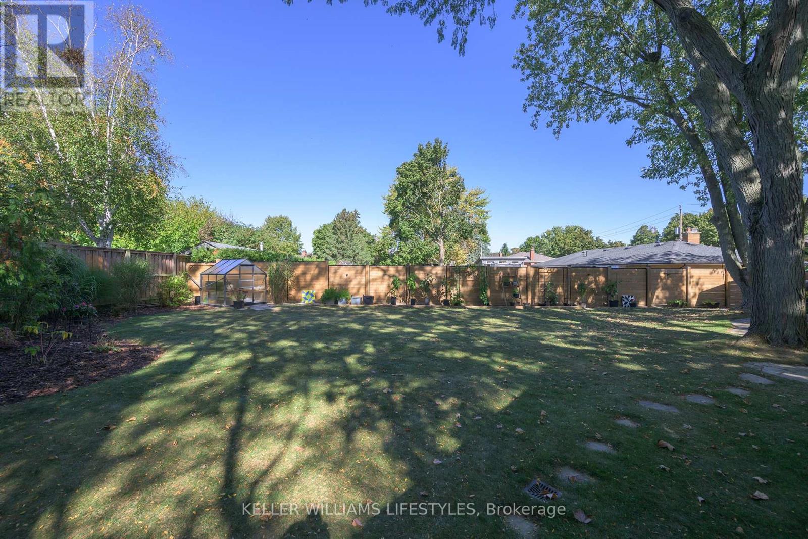 9 Outer Drive, London South, Ontario  N6P 1C5 - Photo 5 - X12446192