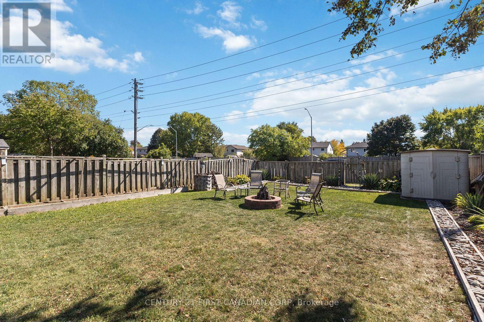 172 Golfdale Crescent, London South (South Q), Ontario  N6C 5X4 - Photo 28 - X12446205