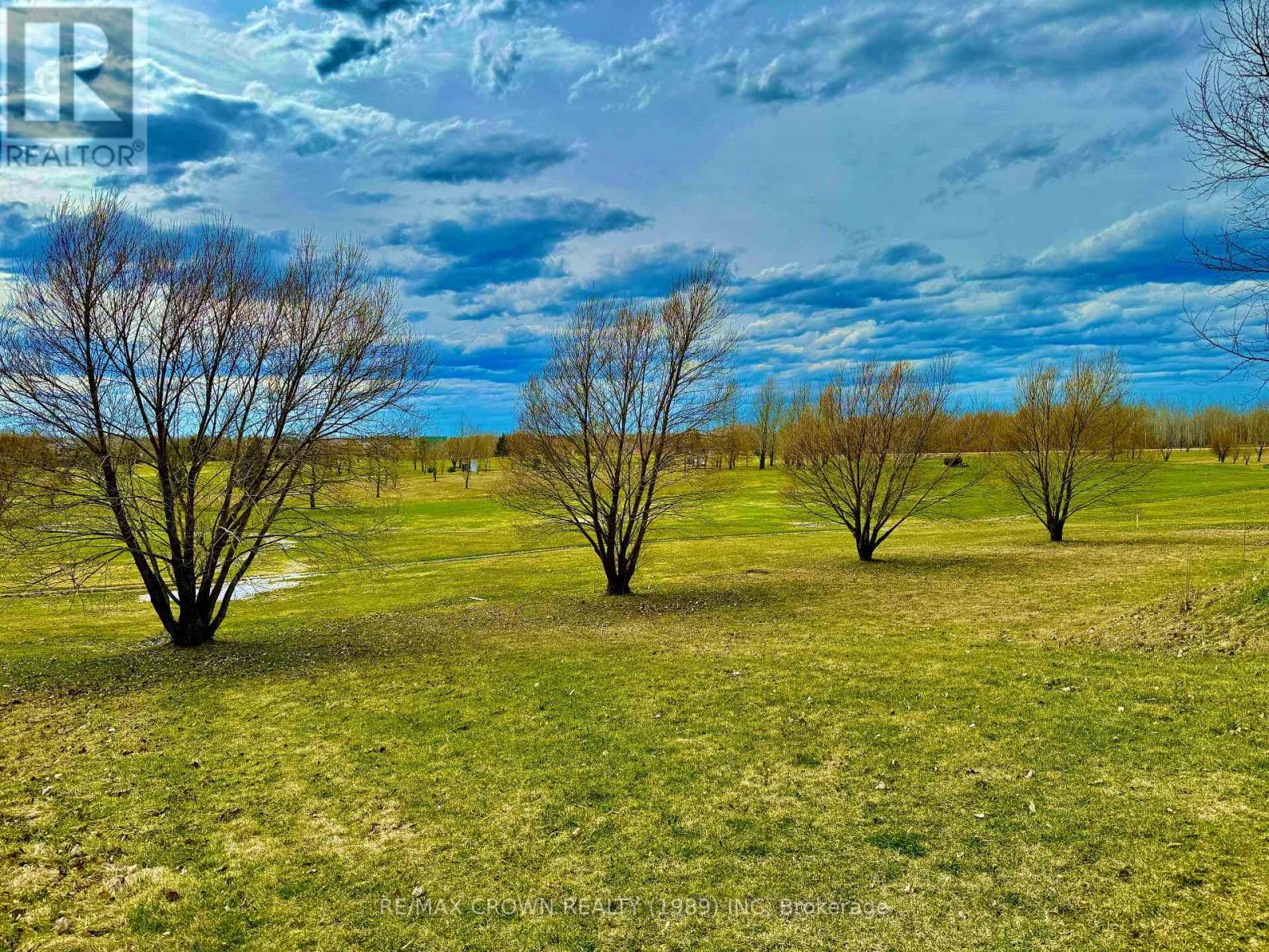 228-232 Ross Road, Smooth Rock Falls, Ontario  P0L 2B0 - Photo 18 - T12446220