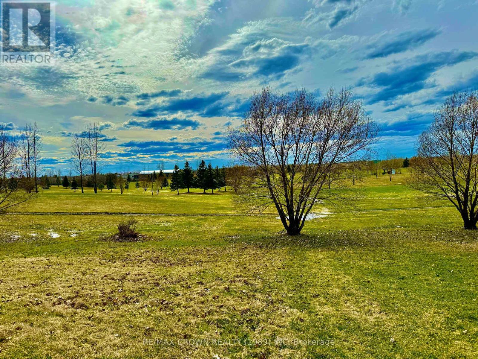 228-232 Ross Road, Smooth Rock Falls, Ontario  P0L 2B0 - Photo 19 - T12446220