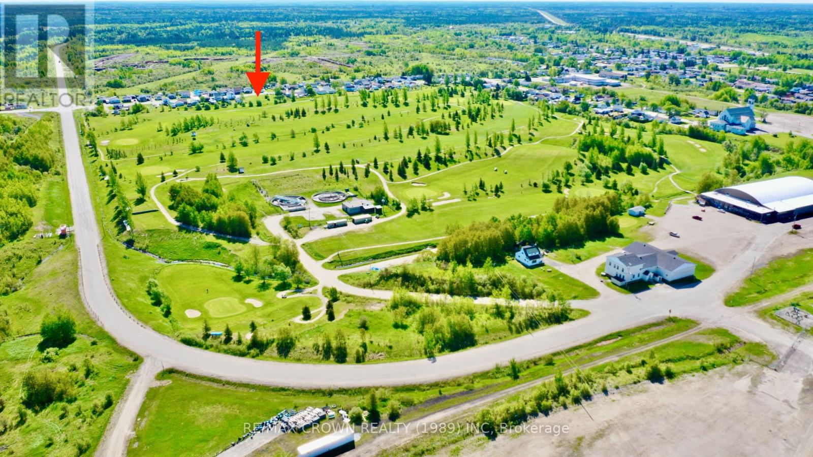 228-232 Ross Road, Smooth Rock Falls, Ontario  P0L 2B0 - Photo 3 - T12446220