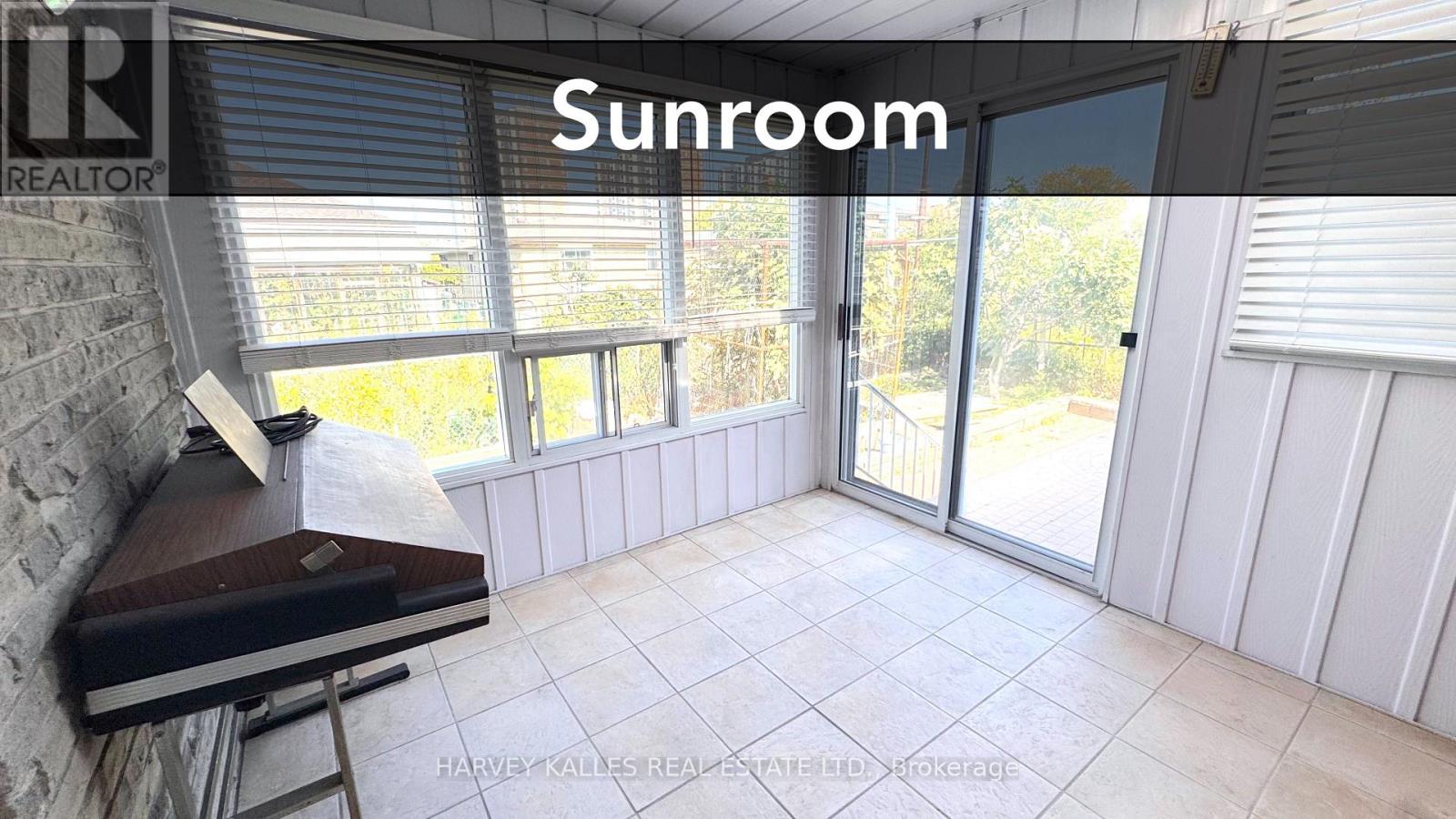 Main Floor - 6 Raven Road, Toronto, Ontario  M6L 2A6 - Photo 10 - W12444022
