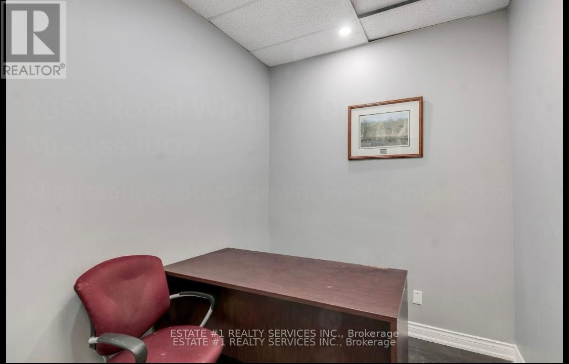 211 - 2359 Royal Windsor Drive, Mississauga (Southdown), Ontario  L5J 4S9 - Photo 11 - W12446172