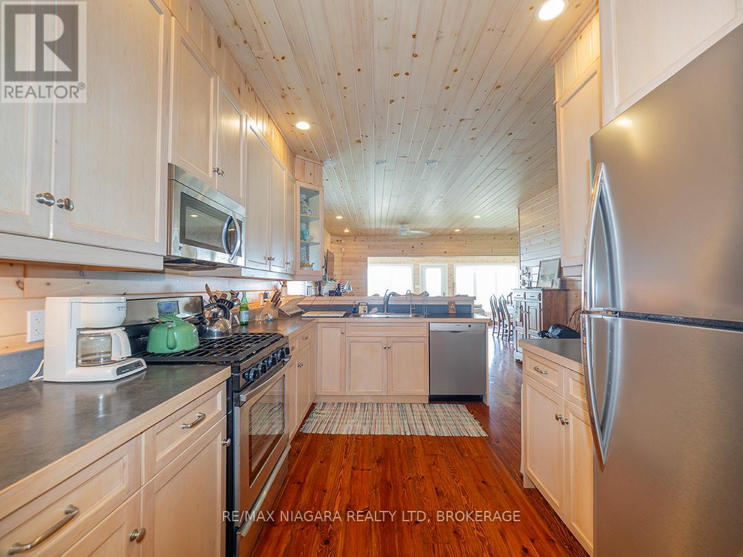 12895 Old Lakeshore Road W, Wainfleet, Ontario  L0S 1V0 - Photo 12 - X12446231