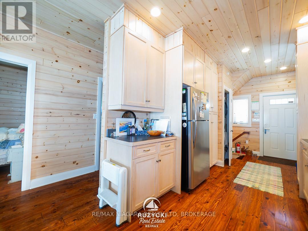 12895 Old Lakeshore Road W, Wainfleet, Ontario  L0S 1V0 - Photo 14 - X12446231