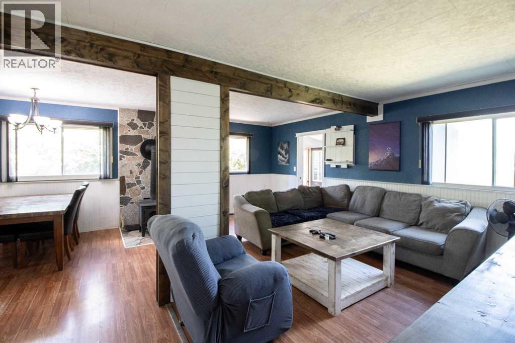 2027 19 Avenue, Bowden, Alberta  T0M 0K0 - Photo 6 - A2231388