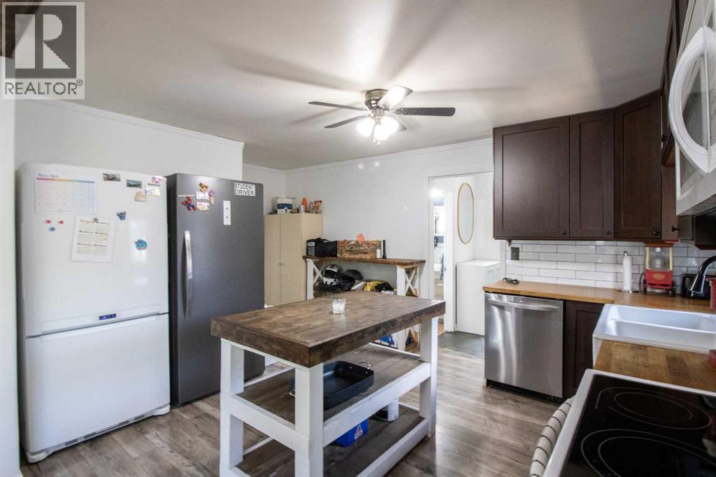 2027 19 Avenue, Bowden, Alberta  T0M 0K0 - Photo 11 - A2231388
