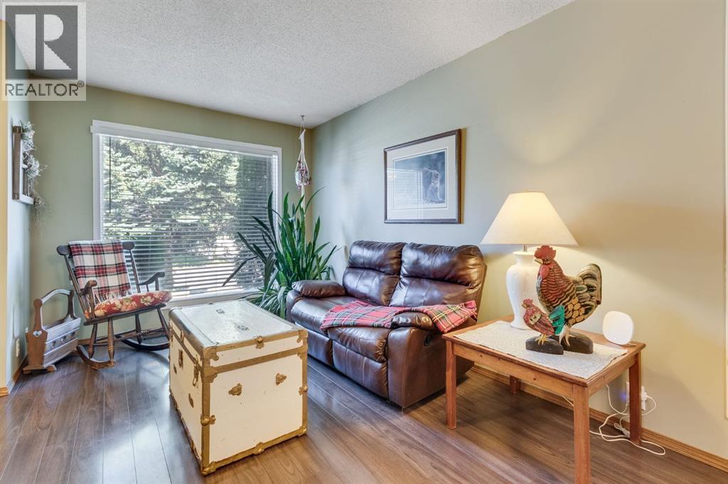 212 Mckerrell Way Se, Calgary, Alberta  T2Z 1N8 - Photo 7 - A2250998