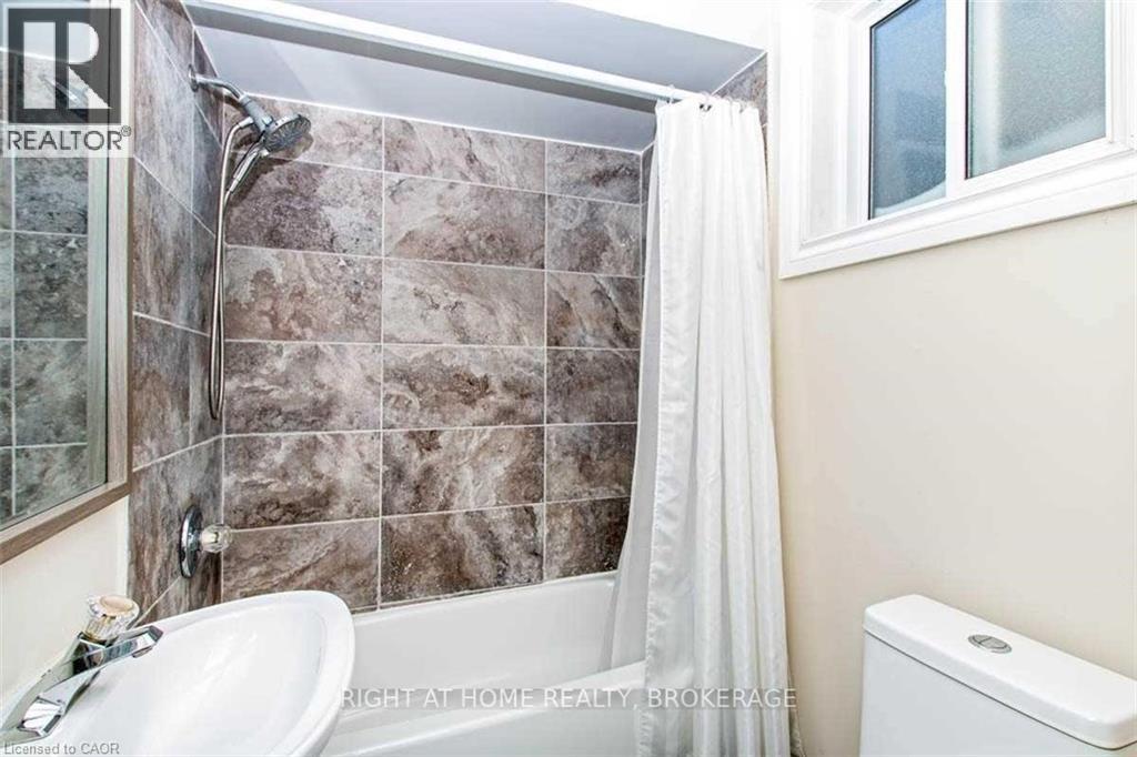 20 Jamie Ann Court Unit# 2, Hamilton, Ontario  L8W 1Y5 - Photo 7 - 40776486