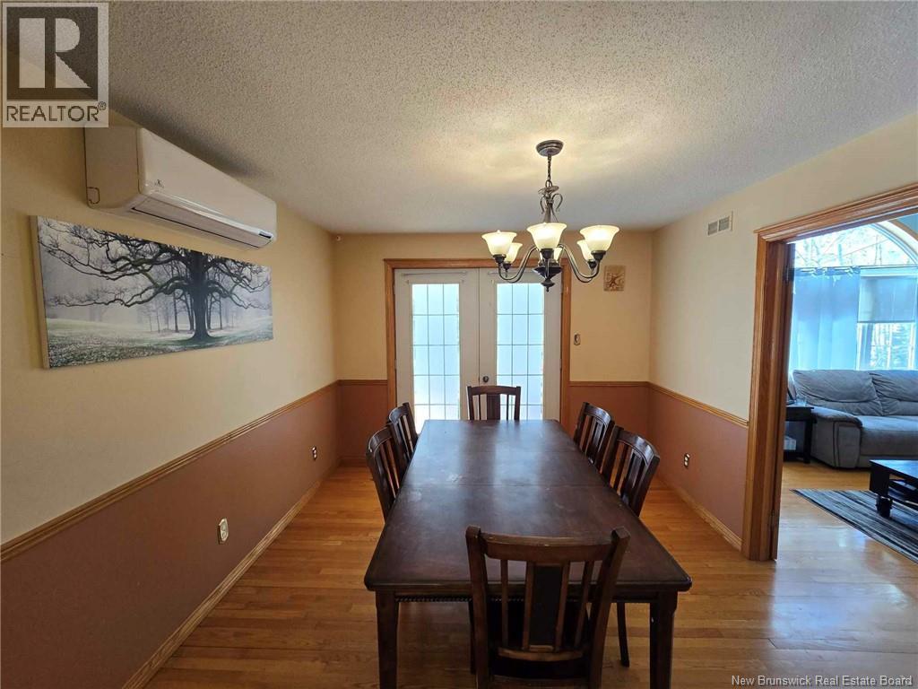 1125 Birchwood Drive, Bathurst, New Brunswick  E2A 4W8 - Photo 19 - NB128006