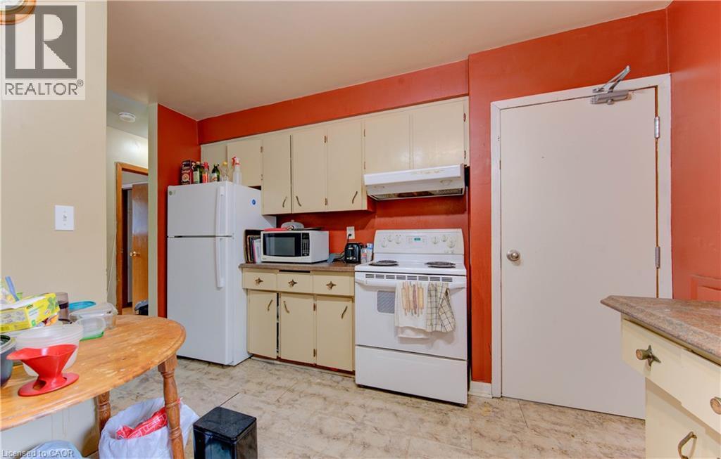 4 Cardill Crescent, Waterloo, Ontario  N2L 3Y6 - Photo 14 - 40757428