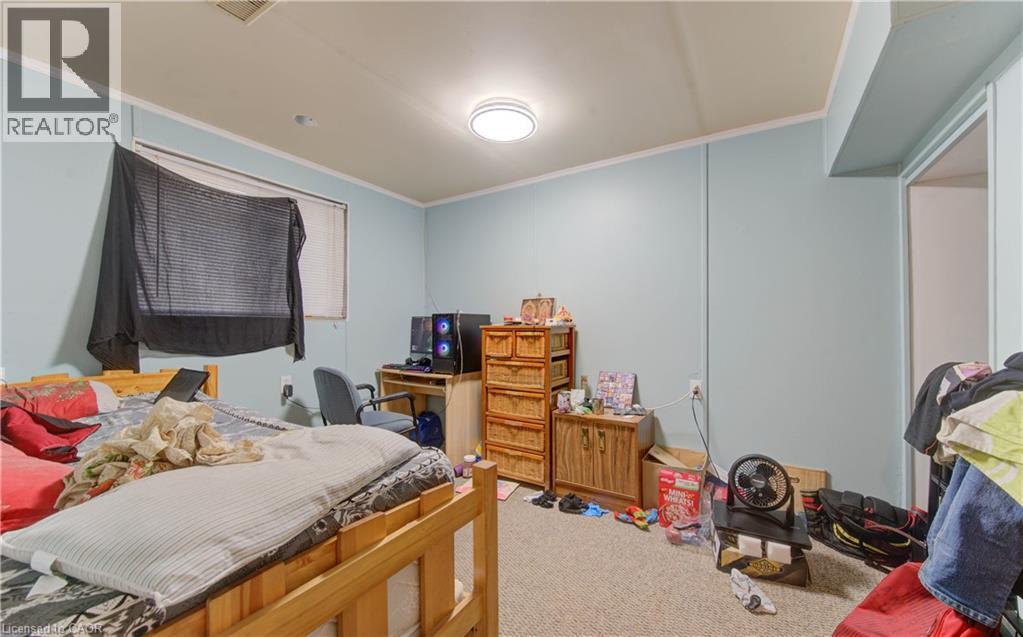 4 Cardill Crescent, Waterloo, Ontario  N2L 3Y6 - Photo 28 - 40757428
