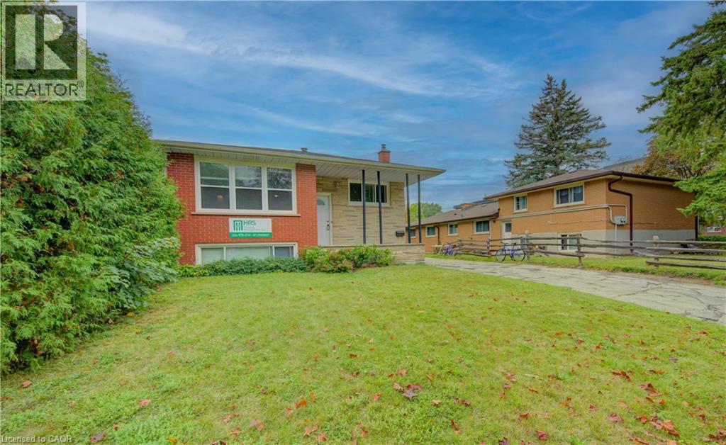 4 Cardill Crescent, Waterloo, Ontario  N2L 3Y6 - Photo 3 - 40757428