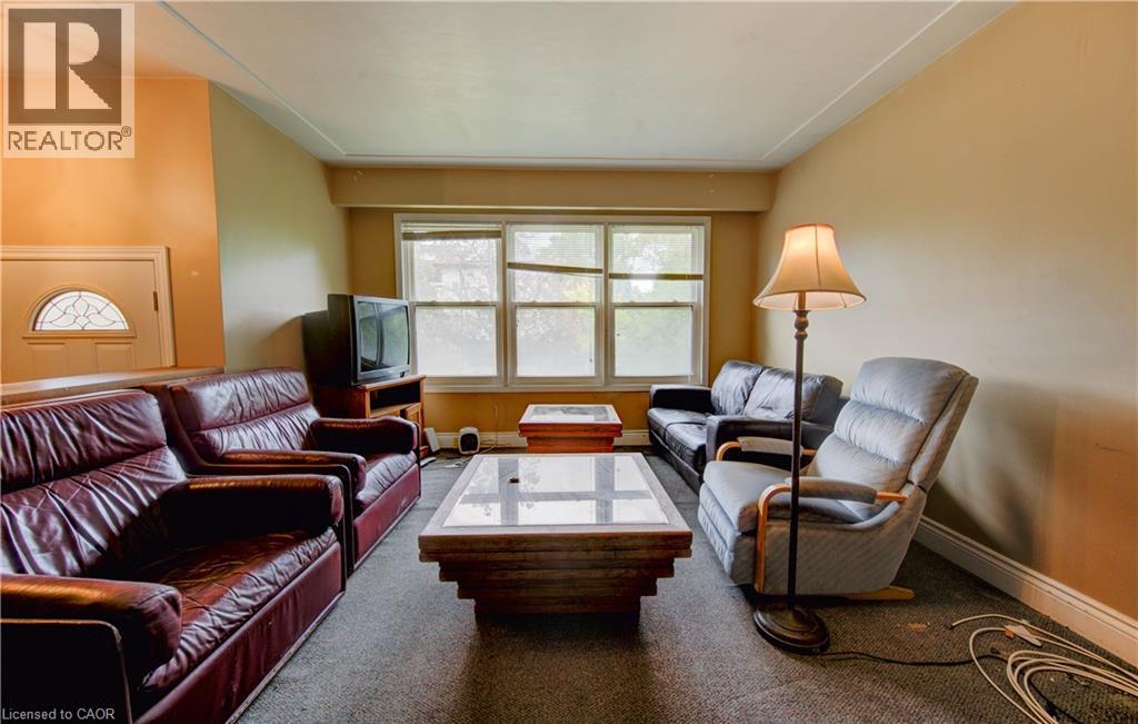 4 Cardill Crescent, Waterloo, Ontario  N2L 3Y6 - Photo 7 - 40757428