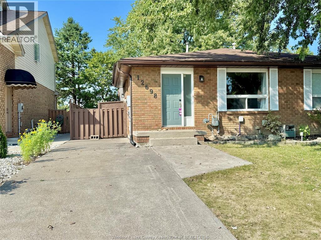 MLS# 25024042: 12698 Horwood, Tecumseh, Canada