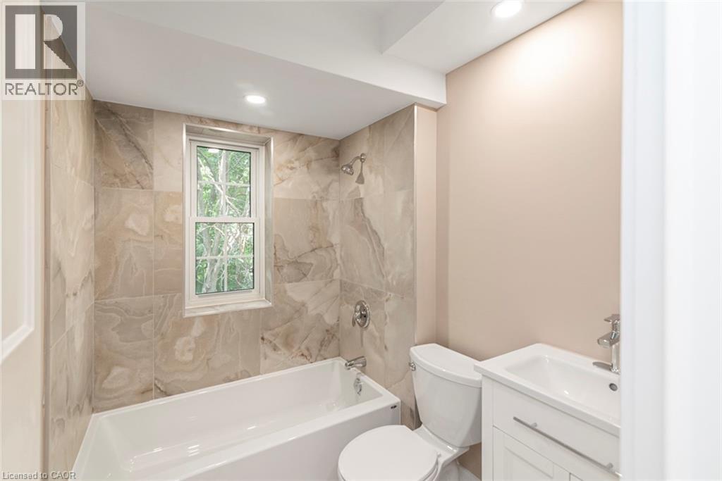 200 Sanford Avenue S, Hamilton, Ontario  L8M 2H2 - Photo 33 - 40740136