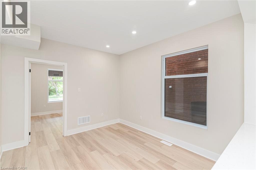 200 Sanford Avenue S, Hamilton, Ontario  L8M 2H2 - Photo 7 - 40740136