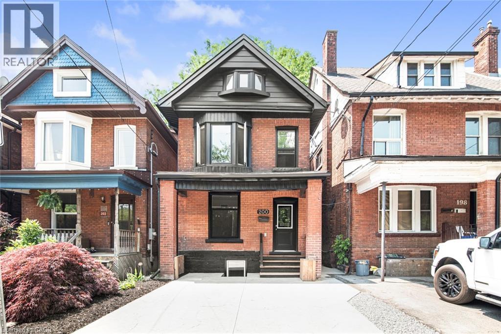 200 Sanford Avenue S, Hamilton, Ontario  L8M 2H2 - Photo 3 - 40740136