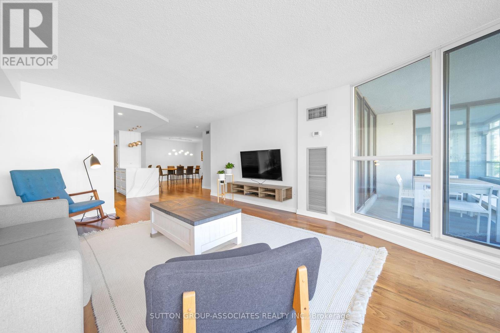 601 - 130 Carlton Street, Toronto, Ontario  M5A 4K3 - Photo 13 - C12446190