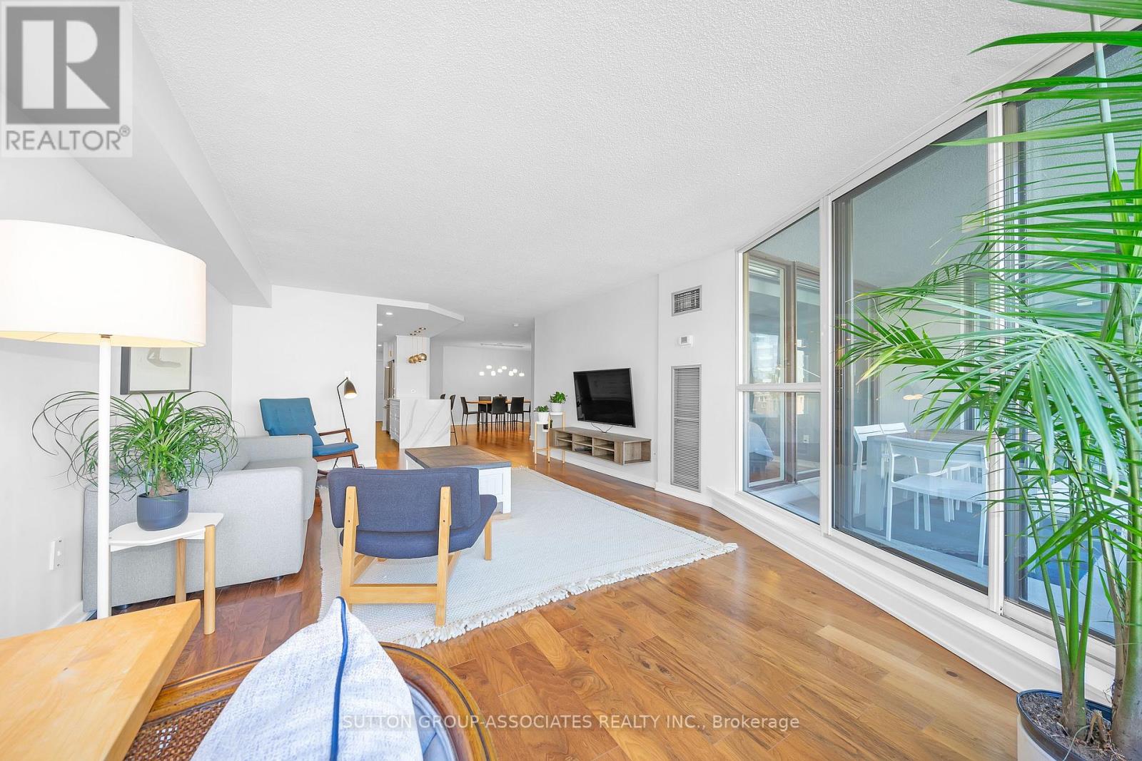 601 - 130 Carlton Street, Toronto, Ontario  M5A 4K3 - Photo 14 - C12446190