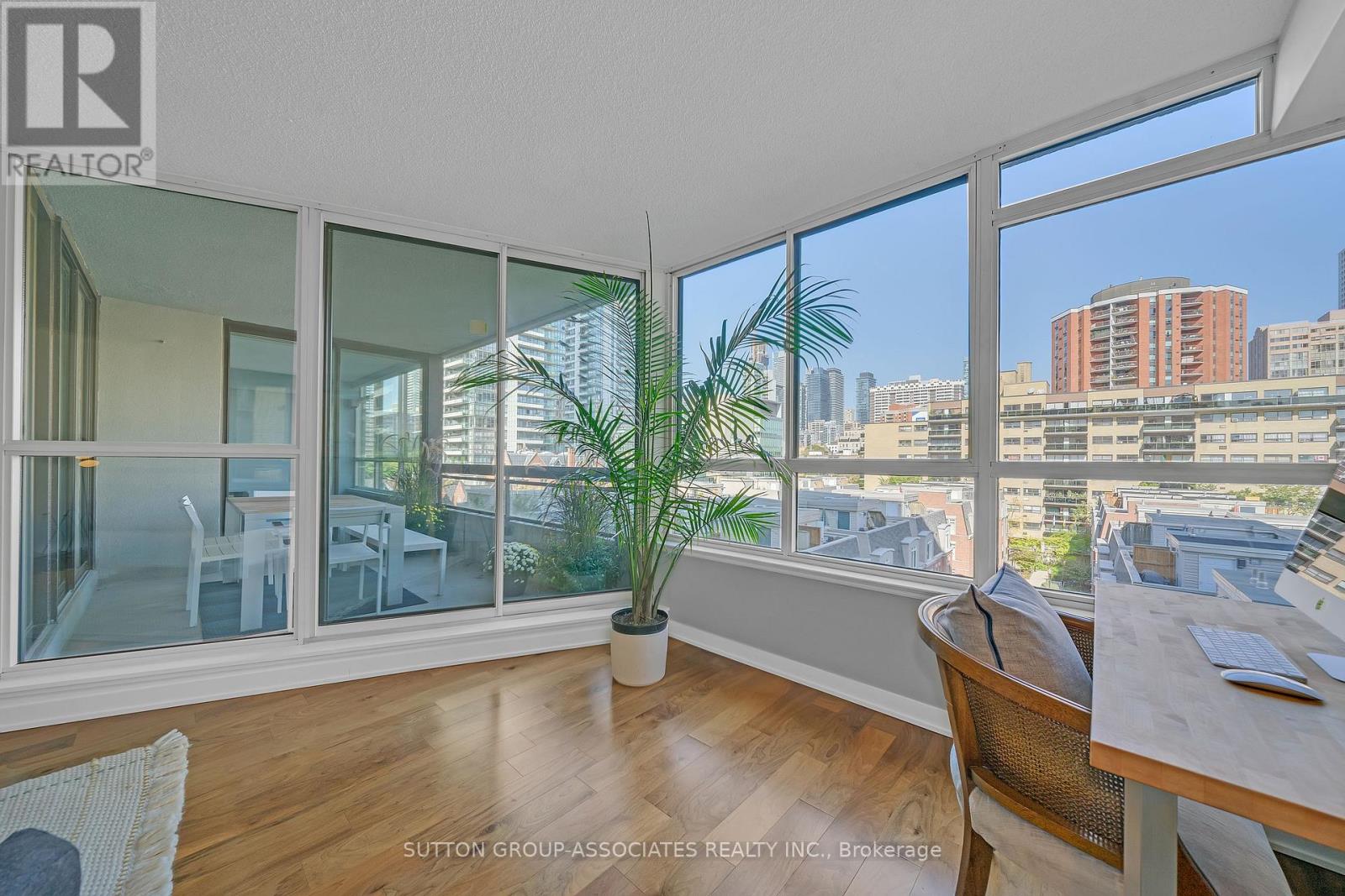 601 - 130 Carlton Street, Toronto, Ontario  M5A 4K3 - Photo 15 - C12446190