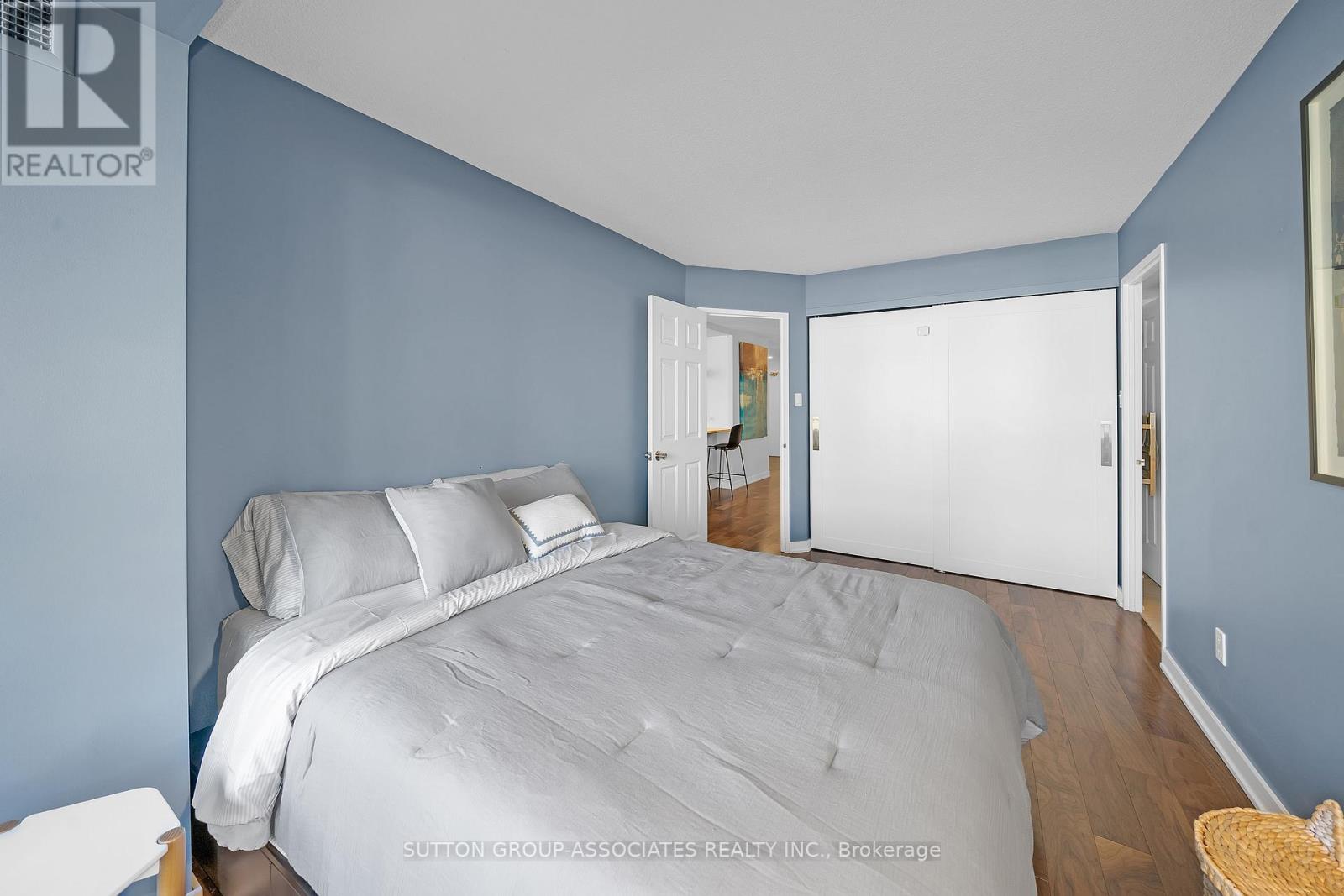 601 - 130 Carlton Street, Toronto, Ontario  M5A 4K3 - Photo 18 - C12446190