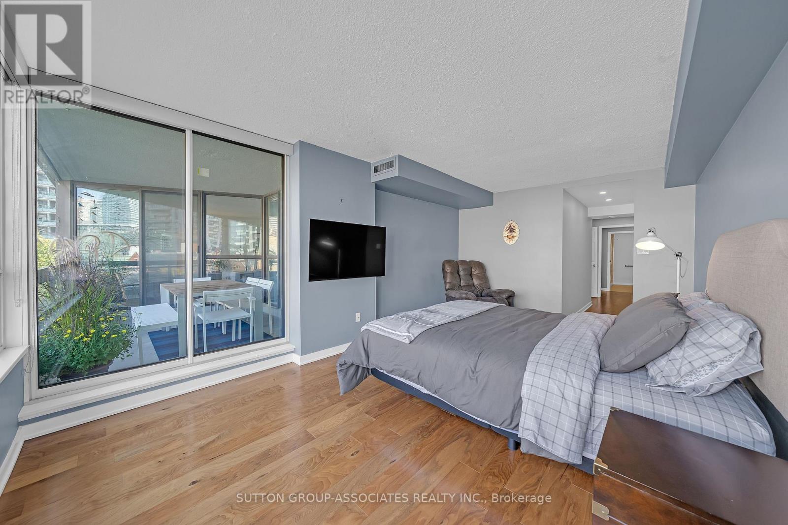 601 - 130 Carlton Street, Toronto, Ontario  M5A 4K3 - Photo 23 - C12446190