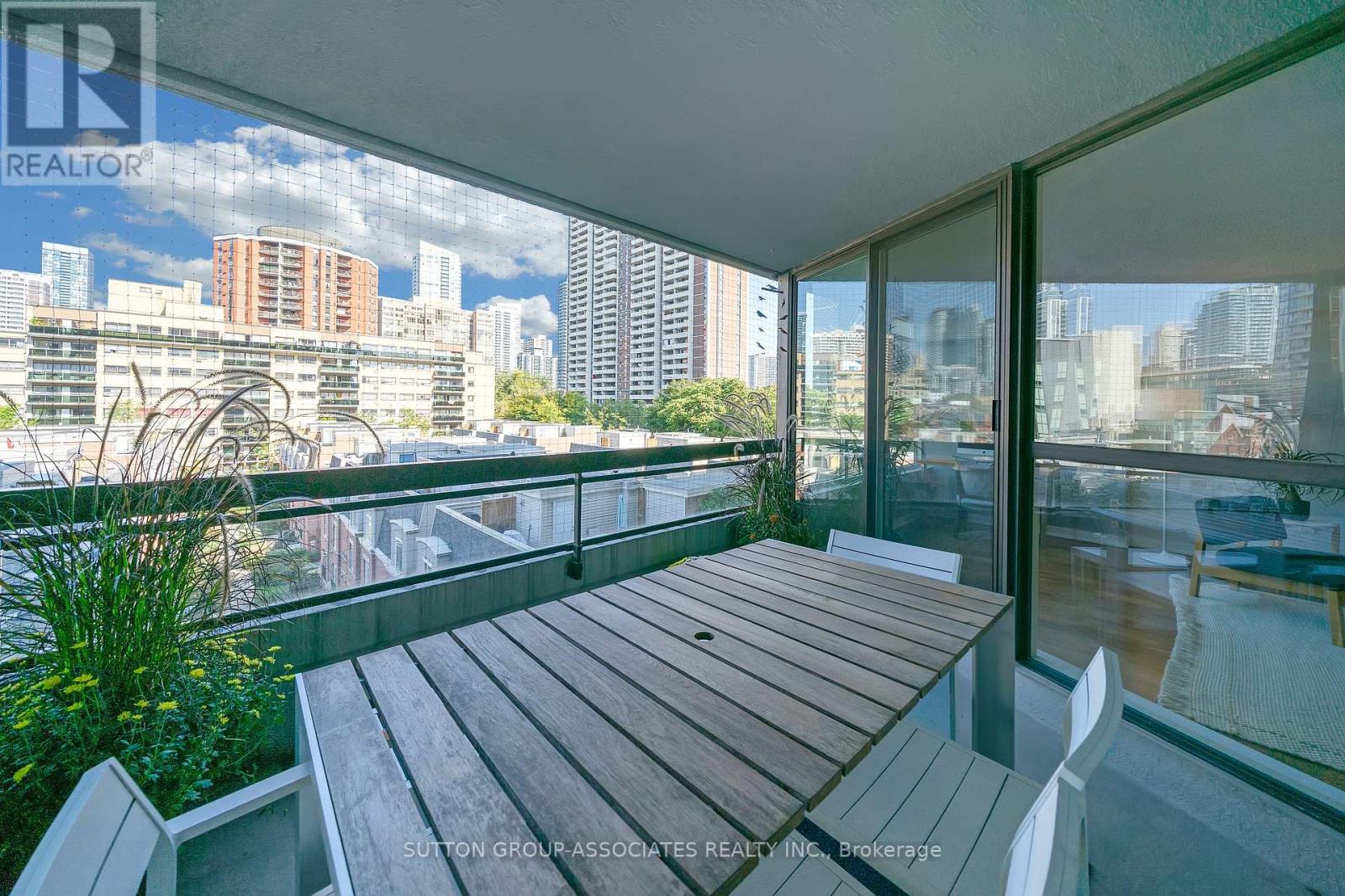 601 - 130 Carlton Street, Toronto, Ontario  M5A 4K3 - Photo 30 - C12446190