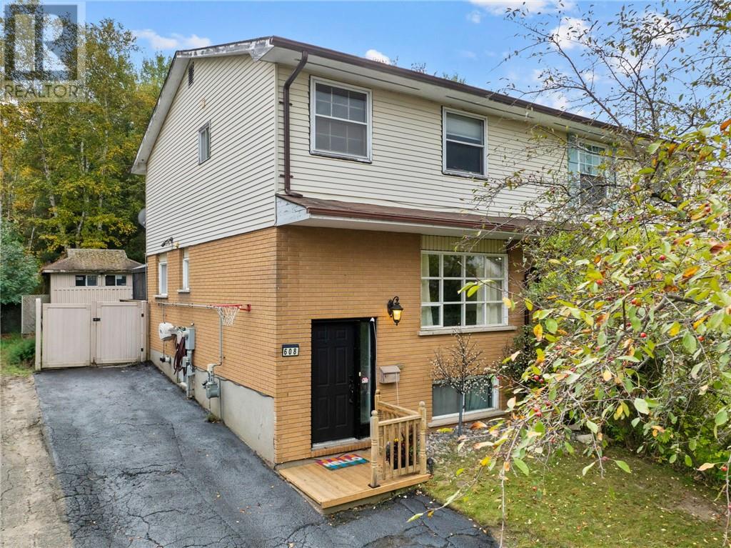 608 Beatrice Crescent, Sudbury, Ontario  P3A 5B5 - Photo 3 - 2125070