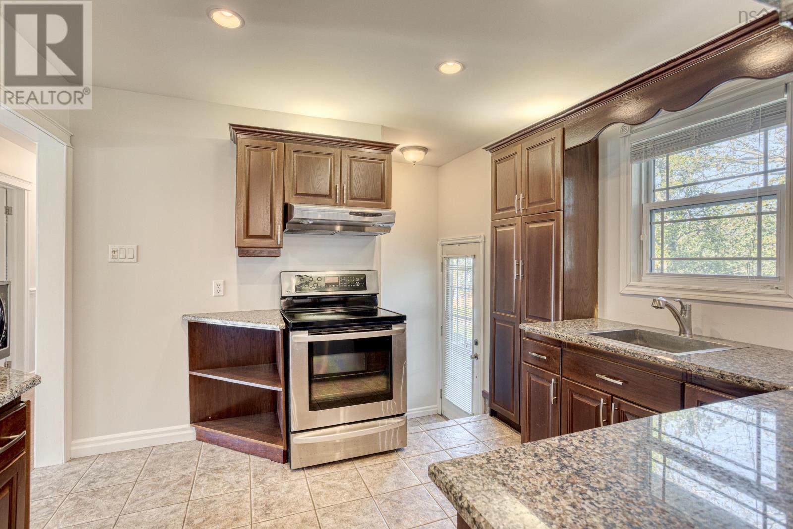 81 Flamingo Drive, Rockingham, Nova Scotia  B3M 1T2 - Photo 16 - 202519651