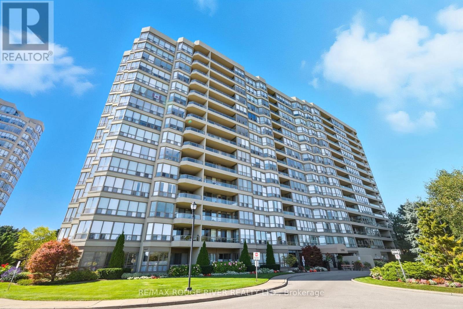 604 - 1890 Valley Farm Road, Pickering, Ontario  L1V 6B4 - Photo 2 - E12446208